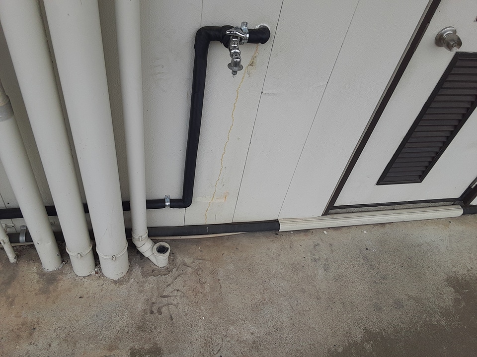 16/26 エントランス