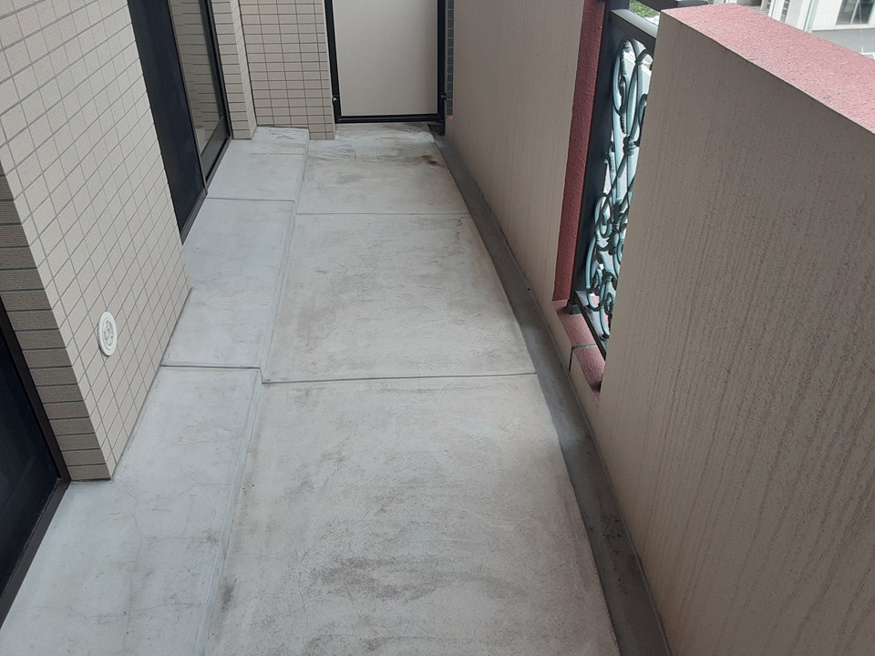 17/30 バルコニー