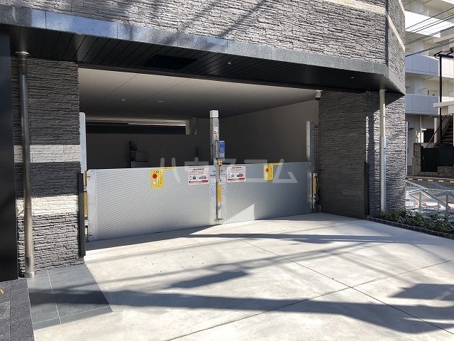 3/7 駐車場