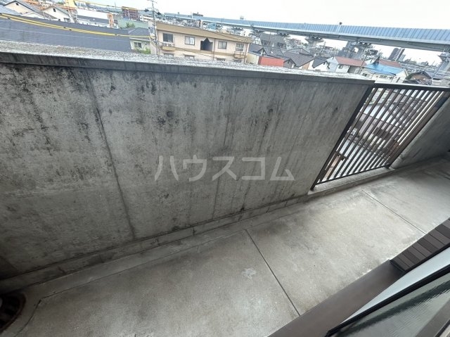 20/27 バルコニー