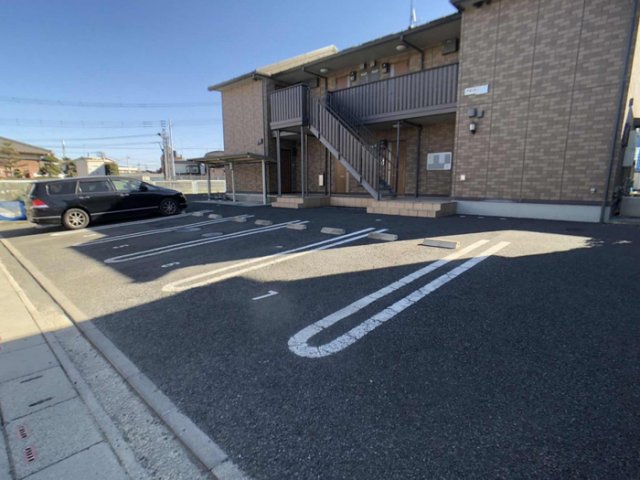 15/22 駐車場