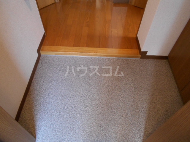 13/30 玄関