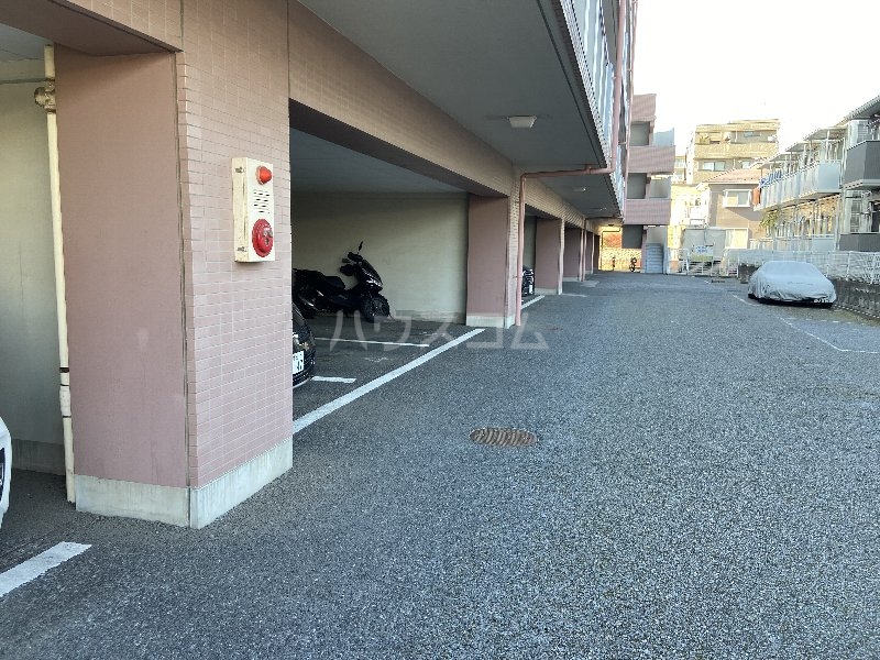 29/30 駐車場