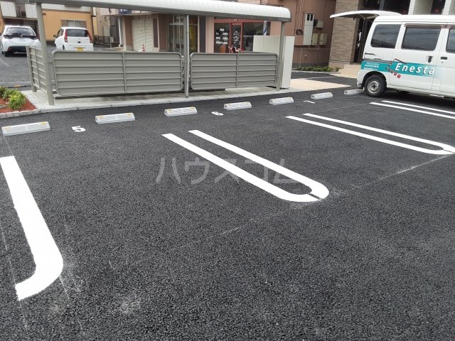21/27 駐車場