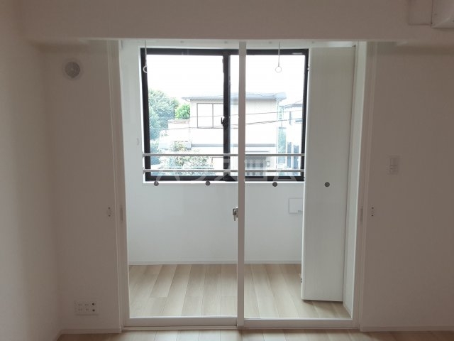 18/30 バルコニー
