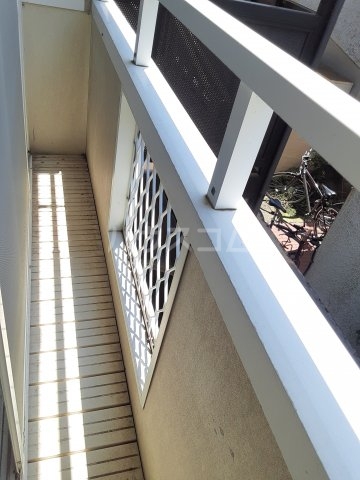 13/22 バルコニー