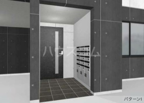 28/30 エントランス