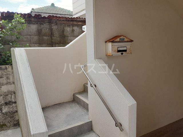 2/3 エントランス