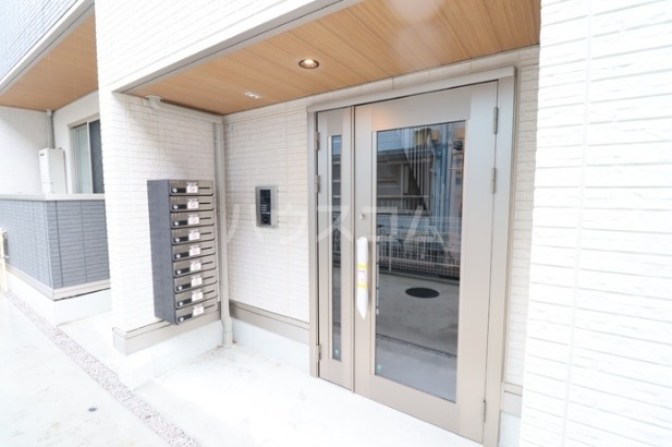 17/21 エントランス