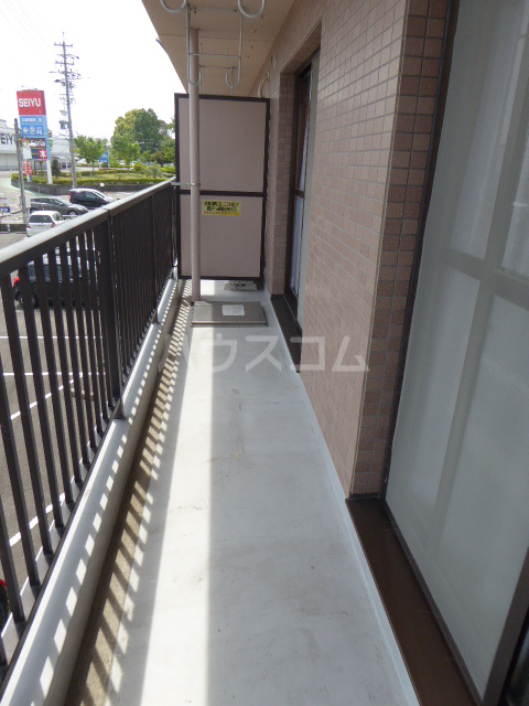 13/20 バルコニー