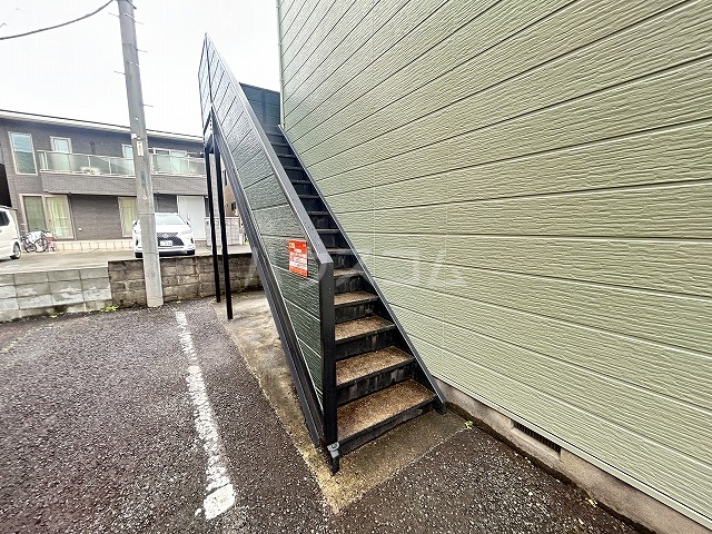 21/27 エントランス