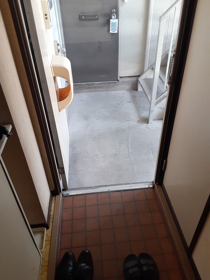 玄関