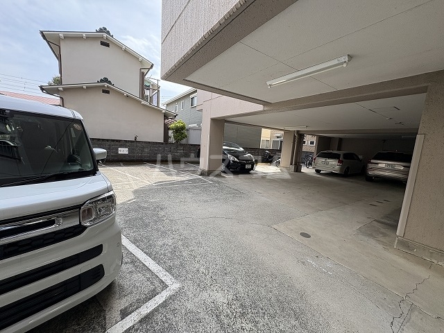 29/30 駐車場