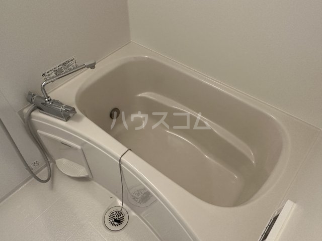 13/30 浴室