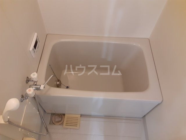 14/30 浴室