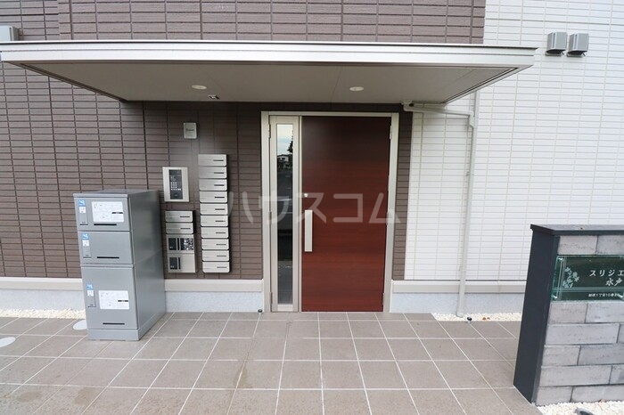 2/13 エントランス