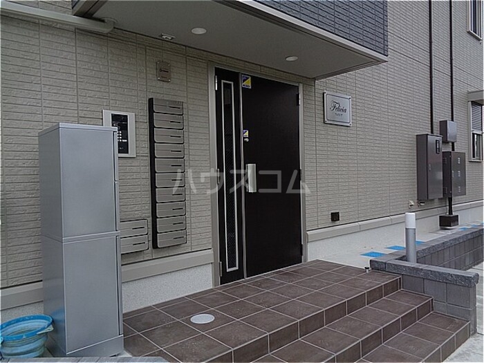 14/17 エントランス