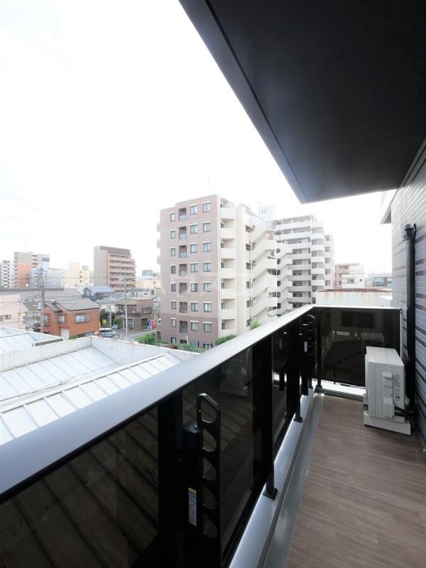 15/23 バルコニー