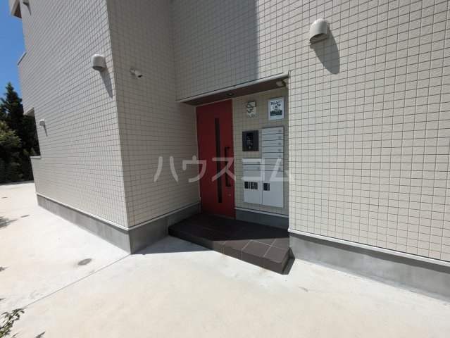 13/20 エントランス