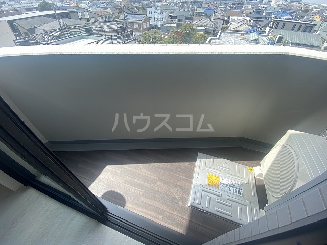 21/30 バルコニー