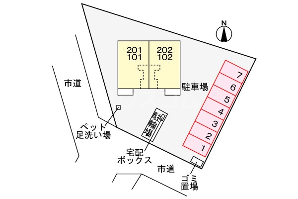 22/28 駐車場