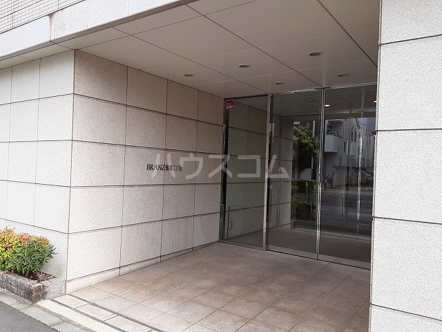 29/30 エントランス