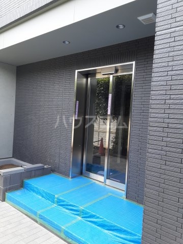 29/30 エントランス