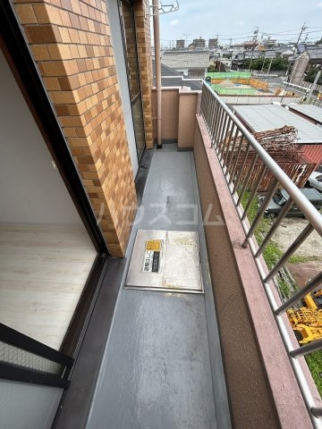 19/30 バルコニー