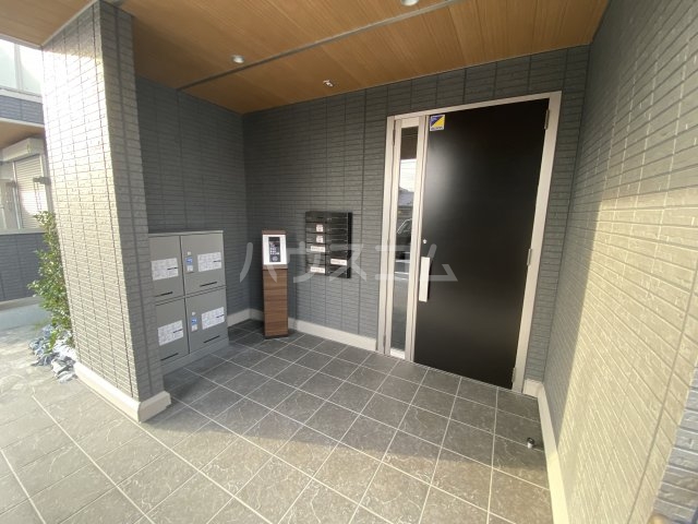 29/30 エントランス