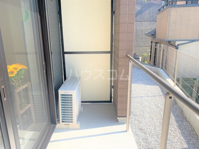 13/19 バルコニー