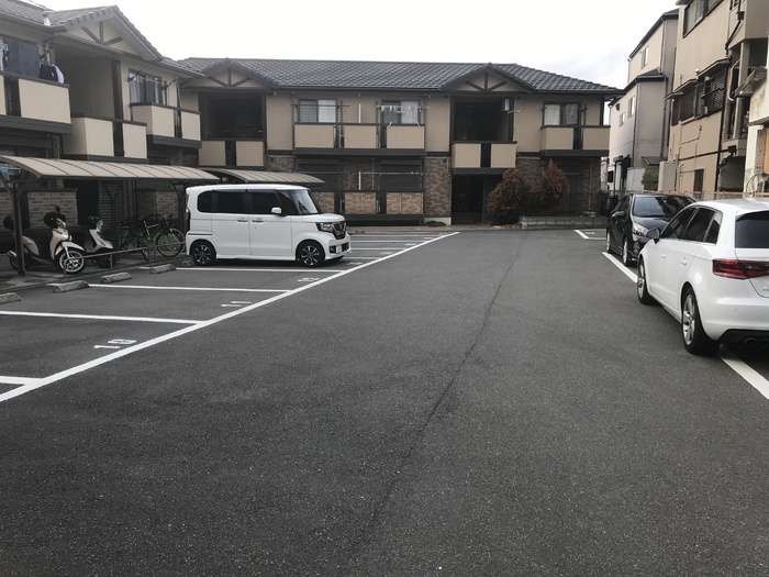 15/23 駐車場