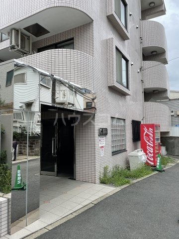 29/30 エントランス