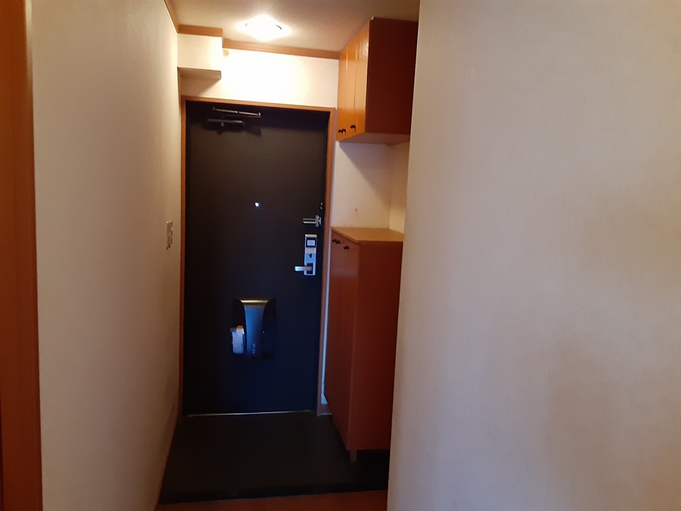 13/30 玄関
