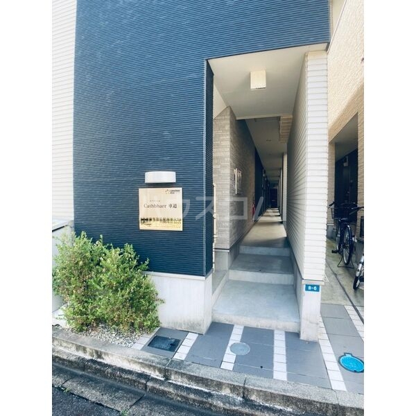 14/16 エントランス