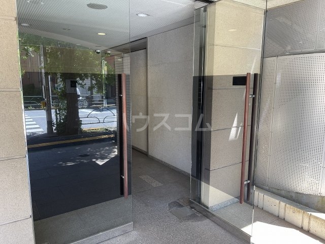 2/4 エントランス