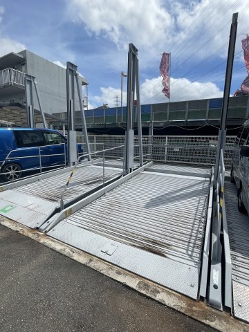 22/30 駐車場