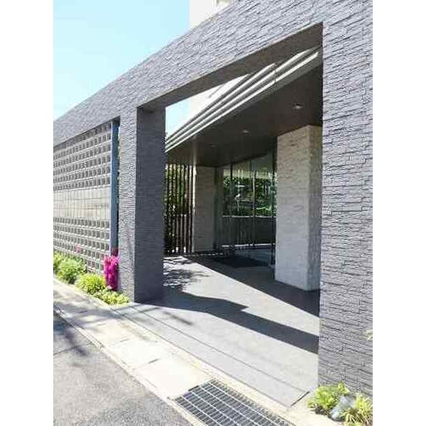 2/11 エントランス