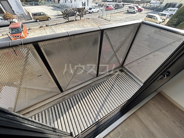 21/30 バルコニー