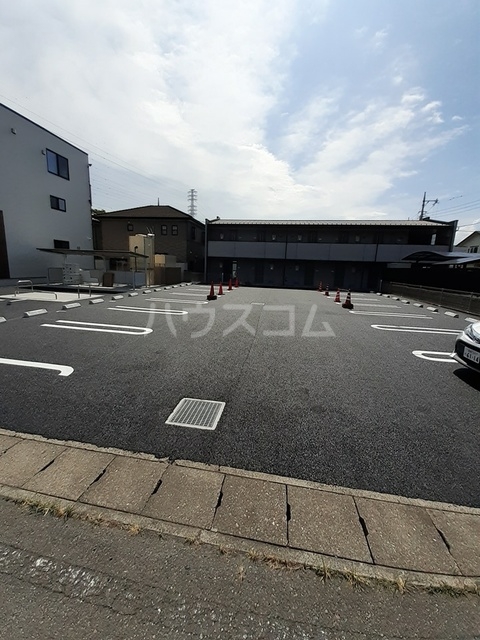 15/27 駐車場
