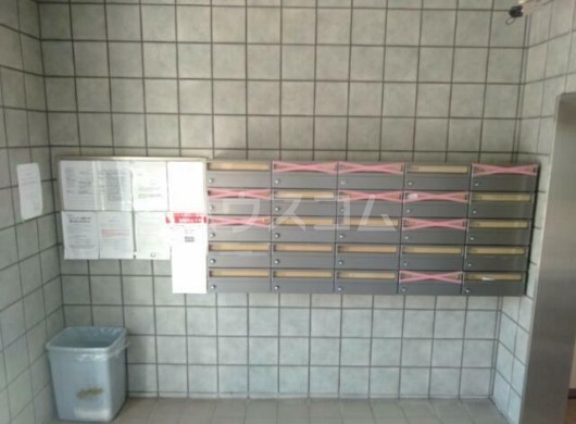 14/23 エントランス