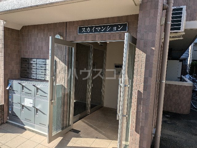 22/30 エントランス