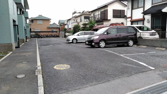 17/27 駐車場