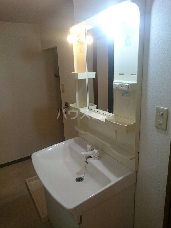 18/30 洗面