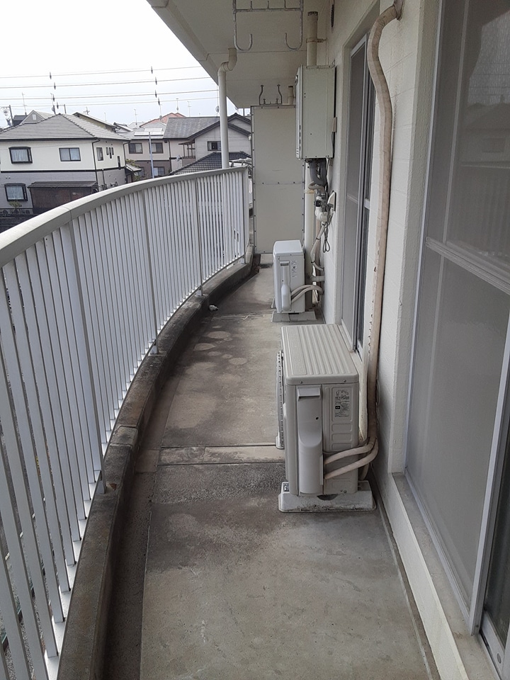 13/21 バルコニー