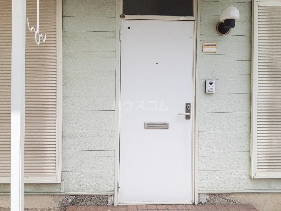 16/18 エントランス