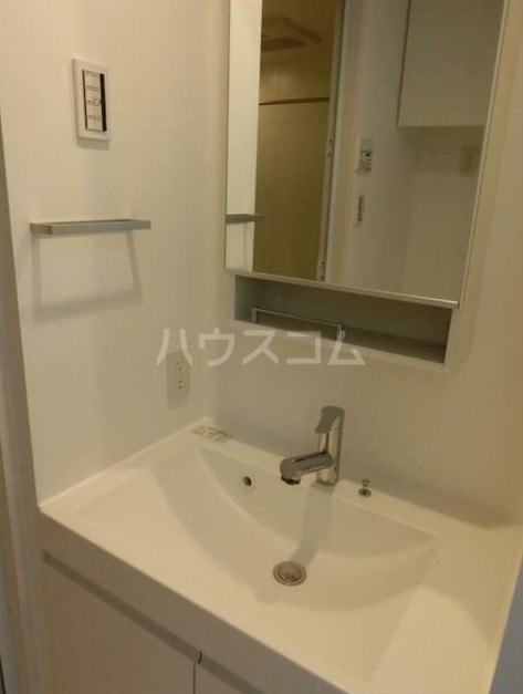 13/28 洗面