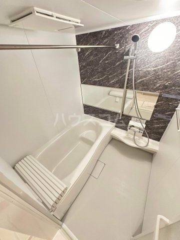 14/30 浴室
