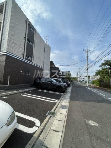 26/30 駐車場