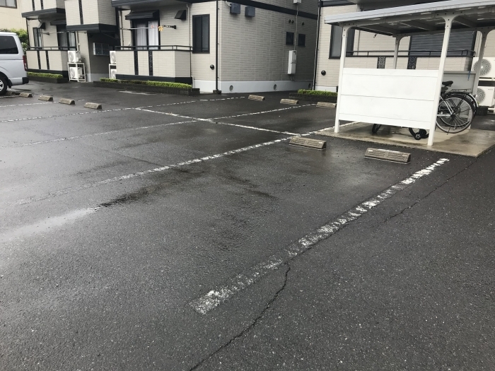 20/27 駐車場