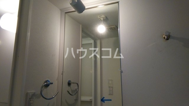 13/30 洗面